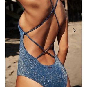 NEW SPIRITUAL GANGSTER ONE PIECE - NWT